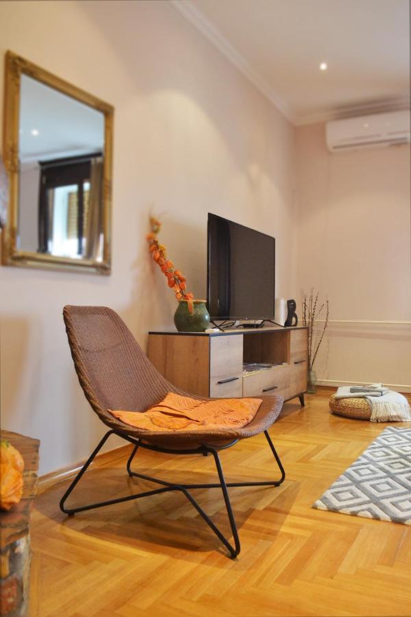 Nicola'S Appartement Novi Sad Buitenkant foto